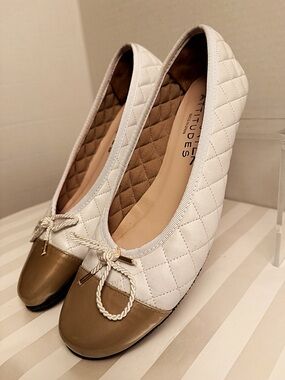 Paul Mayer “Best” Quilted Leather Ballet Flats | Ivory | Size 6.5